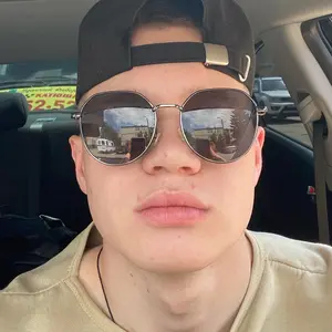 Я Валерий, 23, из Чебоксар, ищу знакомство для регулярного секса