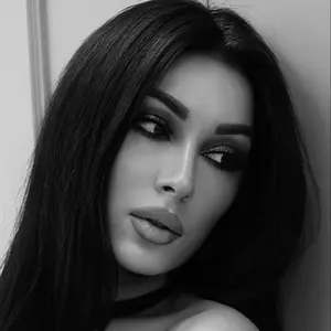 Я Elli, 29, знакомлюсь для совместных путешествий в Вене