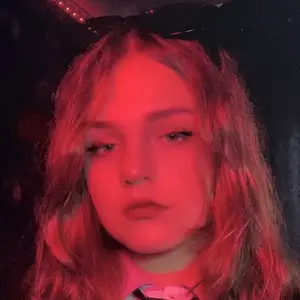 Я Мари, 19, знакомлюсь для приятного времяпровождения в Усть-Каменогорске