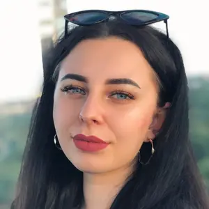 Я Анна, 24, из Харькова, ищу знакомство для совместных путешествий