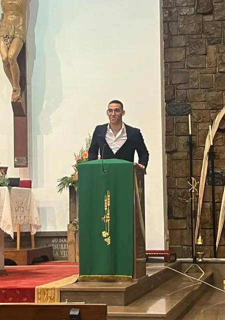 Apolo de Valencia, busco en el sitio lío de una noche