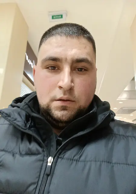 Я Артем, 29 років з Новопскова, шукаю знайомства на одну ніч