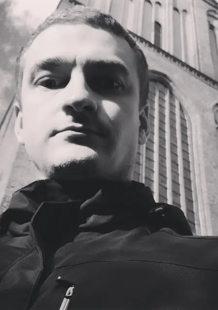 Nikolai з Глухівших, шукаю на сайті знайомства на одну ніч