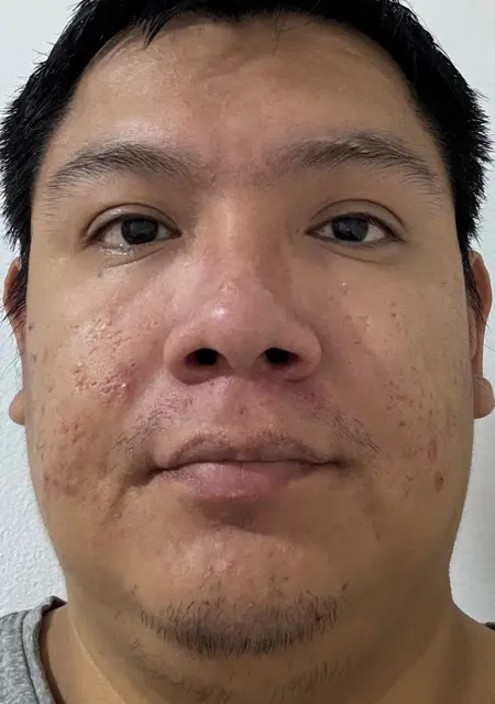 Kaze de Barcelona, tengo 28 años, listo para conocer para pasatiempo agradable