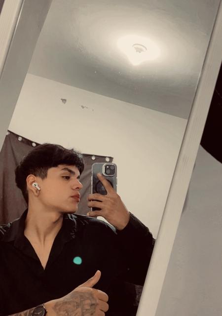 Я Carlos, 21, из Матиас-Ромеро, ищу знакомства на одну ночь