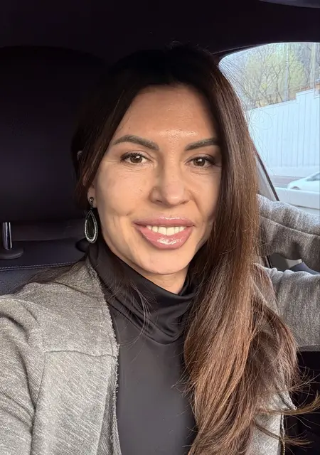 Я Алиса, 47, из Милана, ищу знакомство для постоянных отношений