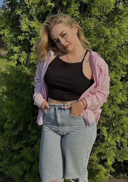 Я Виктория, 24, знакомлюсь для постоянных отношений в Гомеле