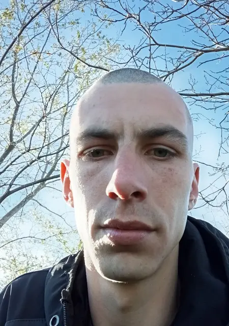 Алексей з Єнакієвого, шукаю на сайті приємне проведення часу