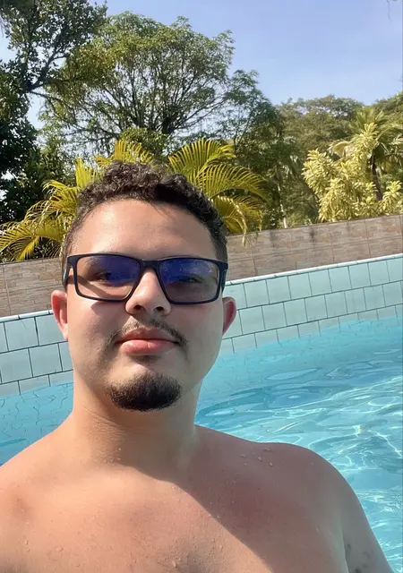 Я Yago, 31, знакомлюсь без обязательств в Сан-Жуан-ди-Мерити