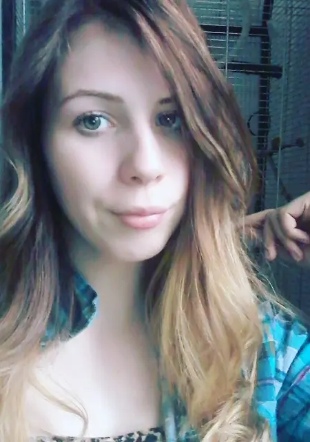 Василиса из Сквиры, мне 22, познакомлюсь для постоянных отношений