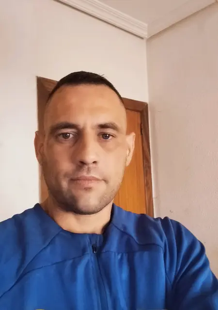 Я Jose, 34, знакомлюсь для дружбы в Картахене