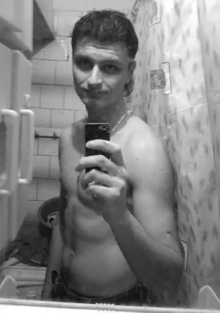 Никита из Жодино, ищу на сайте знакомства на одну ночь