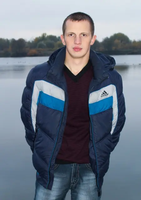 Я Максим, 33 років з Бердичів, шукаю знайомства без зобов'язань