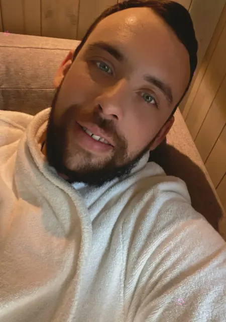 Дима из Костаная, мне 33, познакомлюсь для приятного времяпровождения