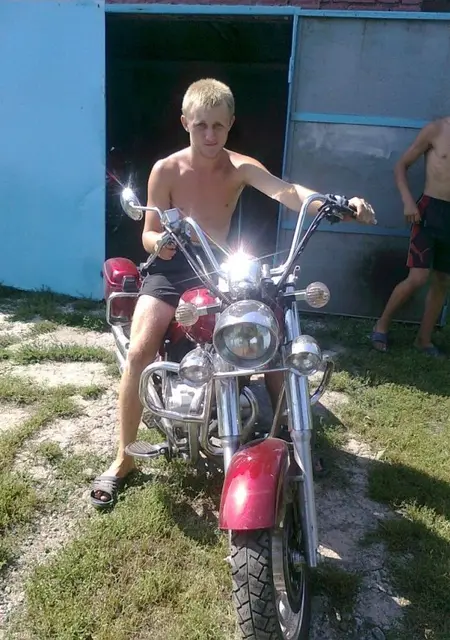 Yan из Ромни, мне 37, познакомлюсь на одну ночь