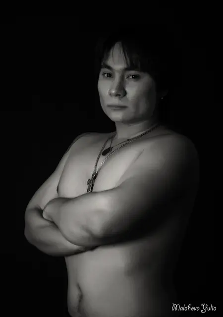 Я Константин, 33 років, знайомлюсь для постійних стосунків у Енергодар