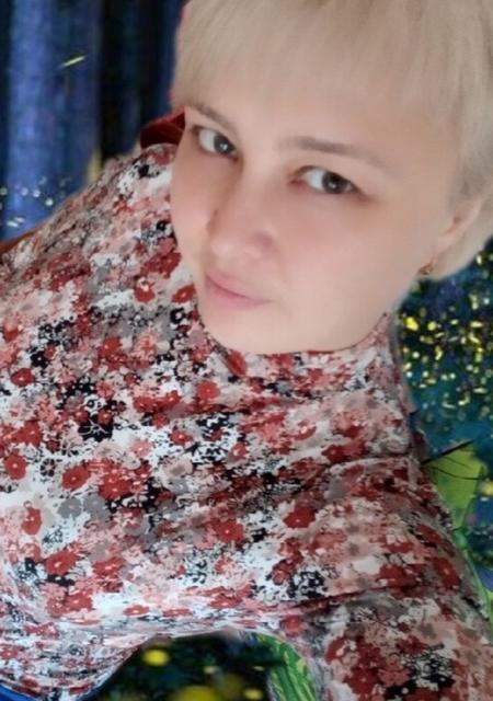 Оксана из Донецка, ищу на сайте приятное времяпровождение