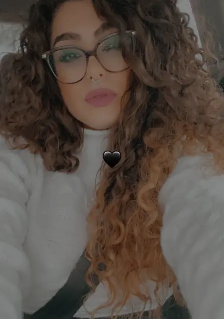 Yoli de Madrid, tengo 27 años, lista para conocer para lío de una noche
