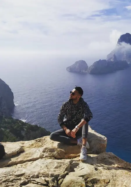 Saleh из Пальмы, ищу на сайте знакомства без обязательств