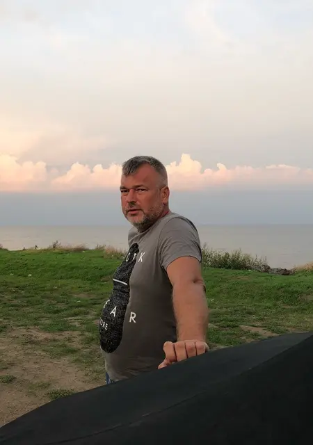 Джек з Вознесенськ, мені 47 років, познайомлюсь для спілкування