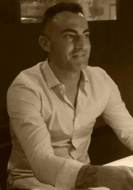 Jordi из Реус, ищу на сайте знакомства на одну ночь