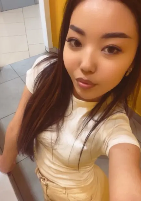 Я Molya, 23, из Алматы, ищу знакомство для общения