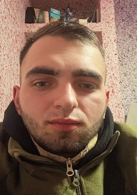 Я Владислав, 24, из Львова, ищу знакомство для постоянных отношений