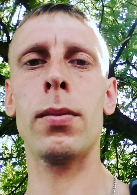 Vitalij из Луцка, ищу на сайте знакомства на одну ночь