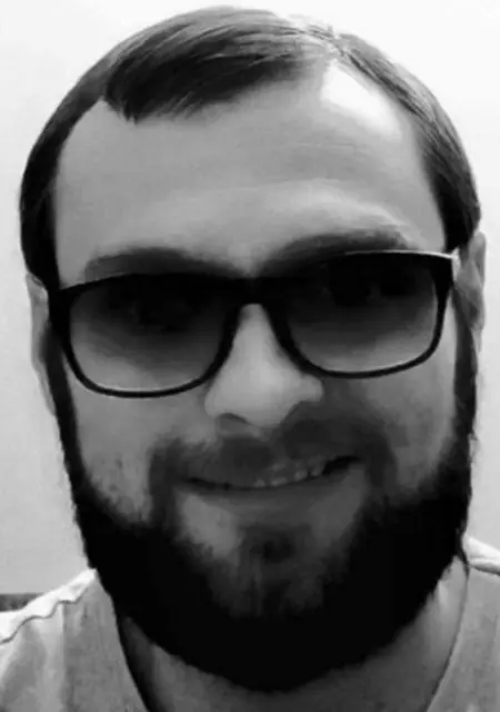 Я Саша, 38 років, знайомлюсь на одну ніч у Броварах