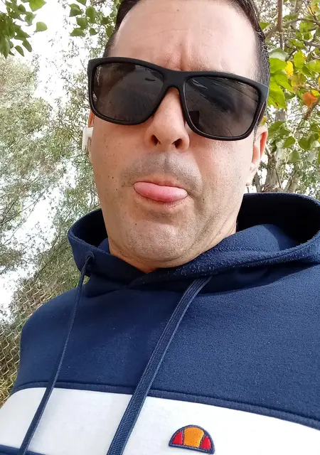 Soy Yeray, 38 años de Málaga, busco conocer gente para conversación virtual