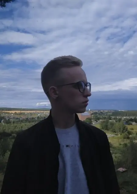 Я Влад, 24, знакомлюсь для вирта в Сморгони