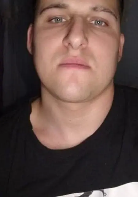 Я Александр, 29 років, знайомлюсь без зобов'язань у Олександрівка