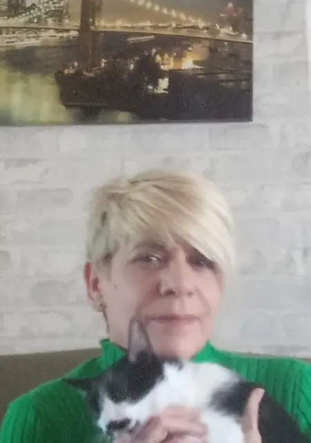 Nina de Penarroya-Pueblonuevo, tengo 60 años, lista para conocer para hacer nuevos amigos