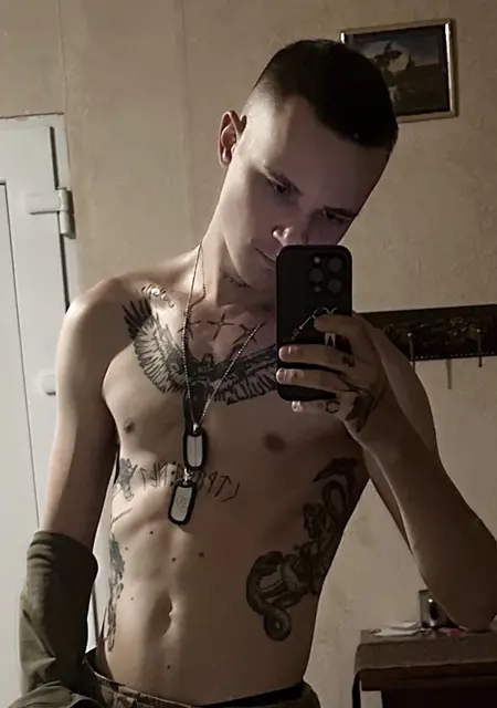 Я Олександр, 25 років, знайомлюсь для спілкування у Novhorod-Siverskyi