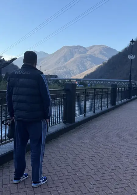 Soy Eduard, 29 años, conociéndome para relación sin ataduras en Málaga