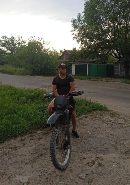 Roma з Kadiivka, шукаю на сайті постійні стосунки