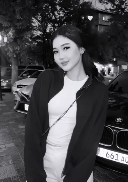 Я Айка, 18, знакомлюсь на одну ночь в Алматы