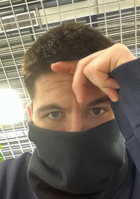 Кирилл из Новогрудка, мне 19, познакомлюсь на одну ночь