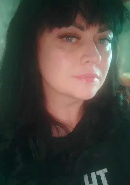 Я Светлана, 40, знакомлюсь для постоянных отношений в Минске