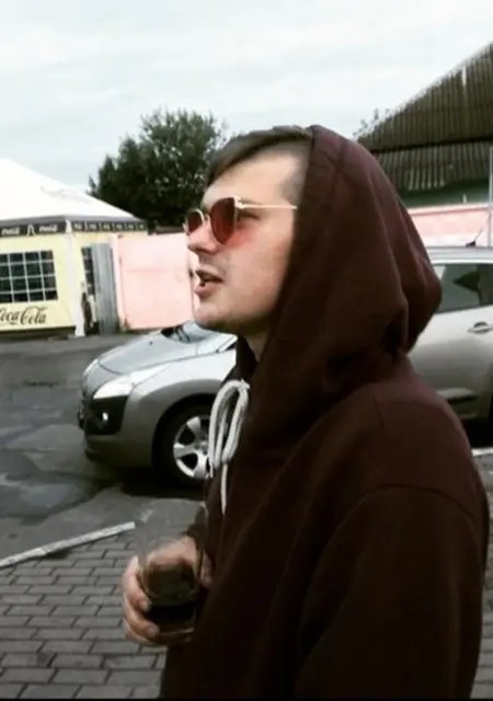 Я Виктор, 27, знакомлюсь без обязательств в Светлогорске