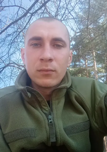 Я Павел, 30 років з Ізюм, шукаю знайомство для постійних стосунків