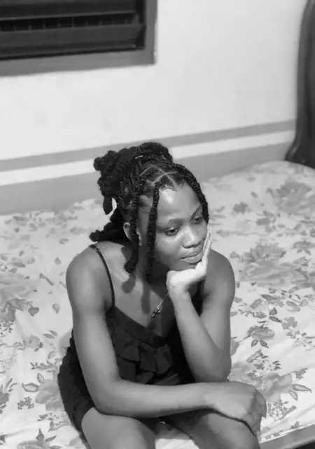 Jessica from London, 20 years old, ready to meet for chat