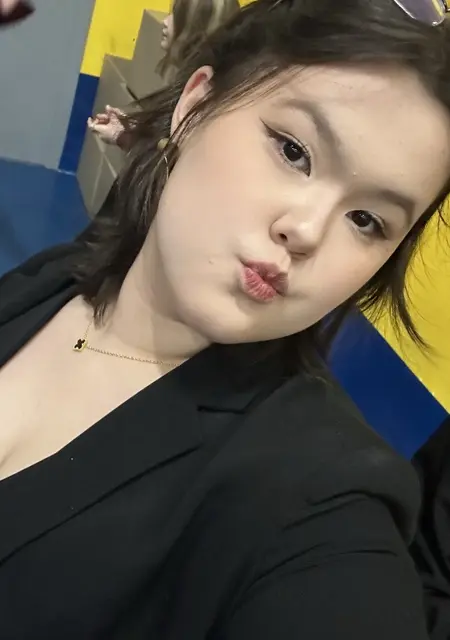 Я Бакыт, 18, знакомлюсь для вирта в Астане