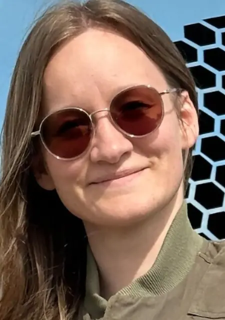 Я Mara, 23, из Торсланда, ищу знакомство для открытые отношения