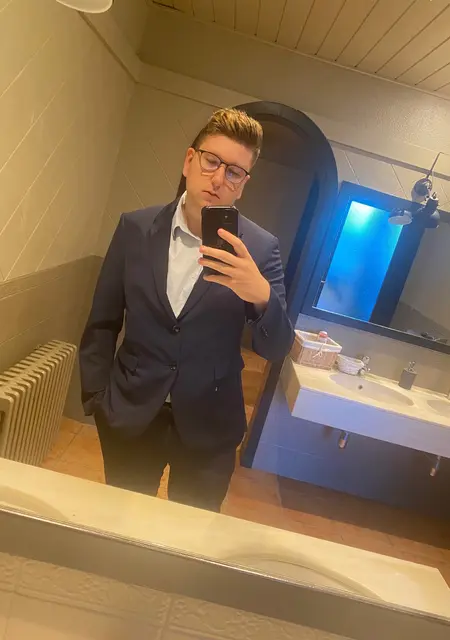 Guillem из Ситжеса, ищу на сайте знакомства без обязательств