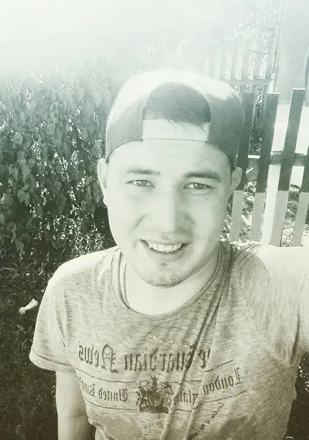 Сергій из Славуты, мне 28, познакомлюсь для вирта