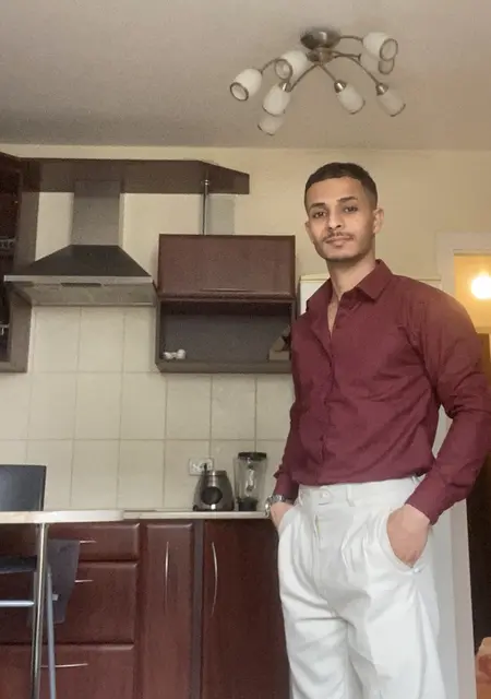 Soy Mokhammed, 26 años, conociéndome para hacer nuevos amigos en Valencia