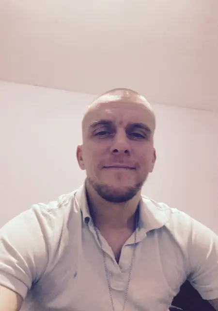 Ввдумую з Жовті Води, шукаю на сайті знайомства на одну ніч