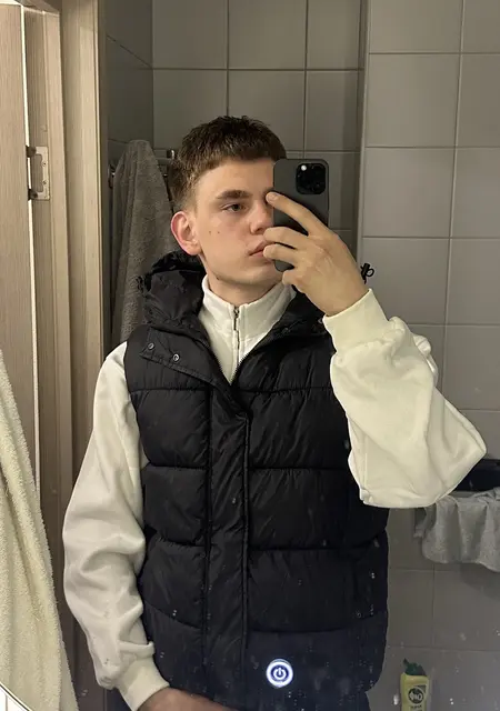 Я Дмитрий, 25, из Лондона, ищу знакомство для приятного времяпровождения