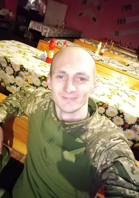 Я Женя, 35 років з Покровське, шукаю знайомство для постійних стосунків